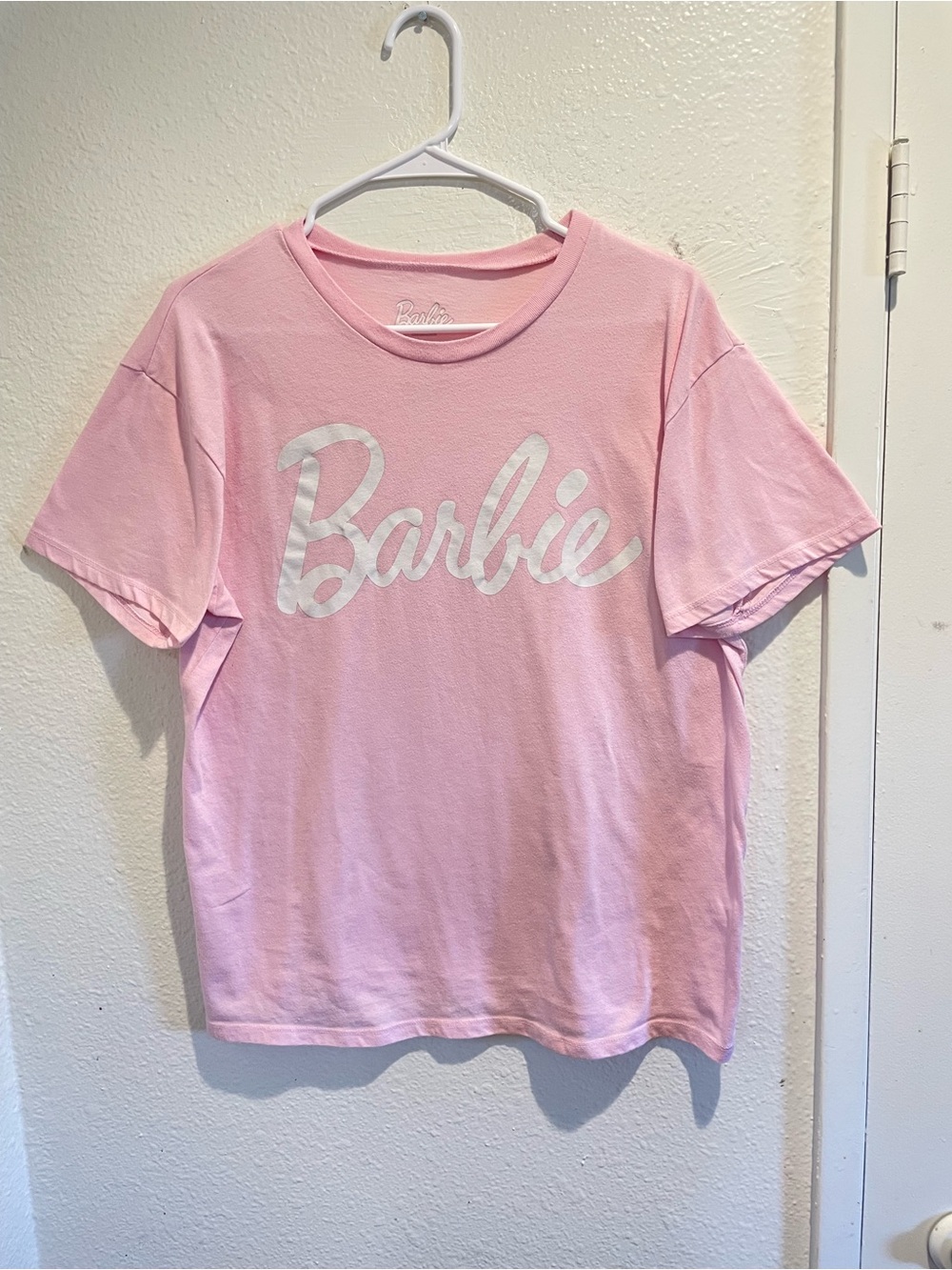 💖 Barbie Core Script Graphic Tee Pink Short Sleeve XXL